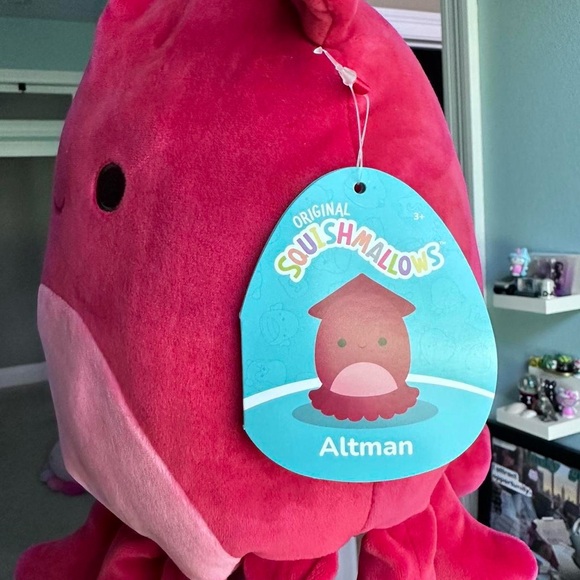 Altman Squid Squishmallow - Picture 2 of 3